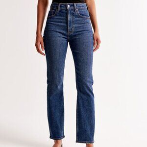 Abercrombie & Fitch Ultra High Rise Ankle Straight Jean | 29L